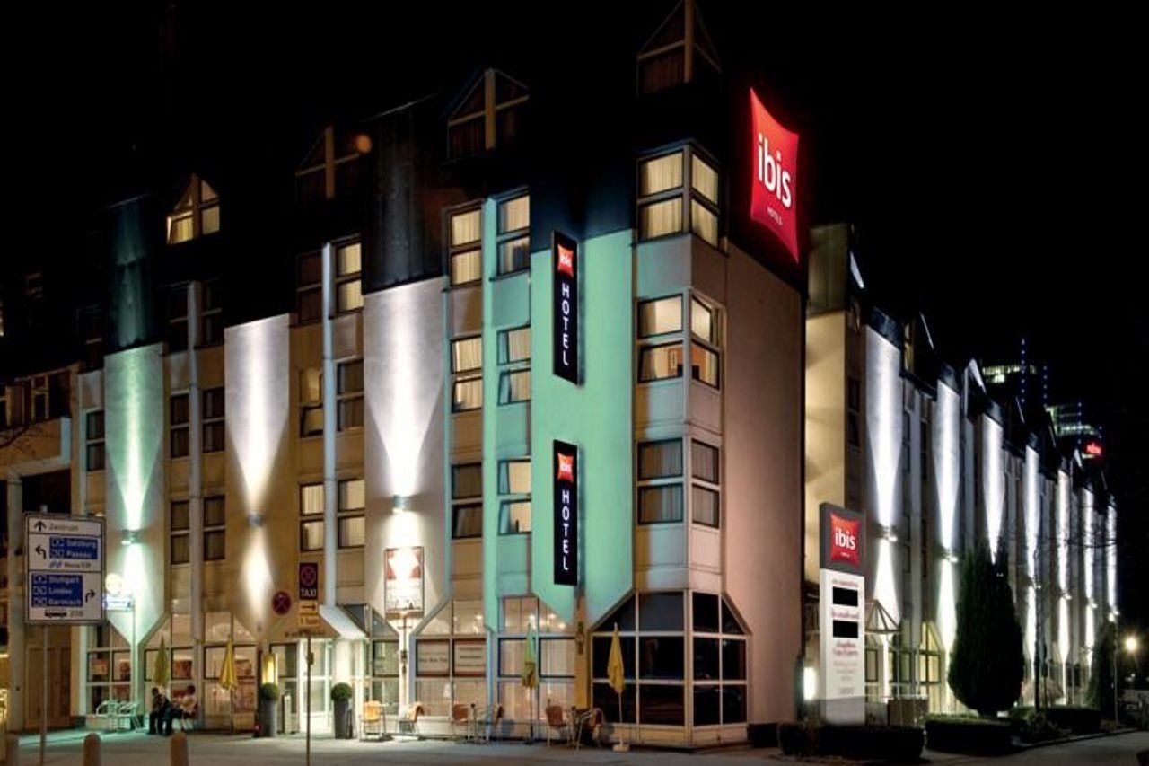 B&B Hotel Muenchen-Schwabing Exterior foto